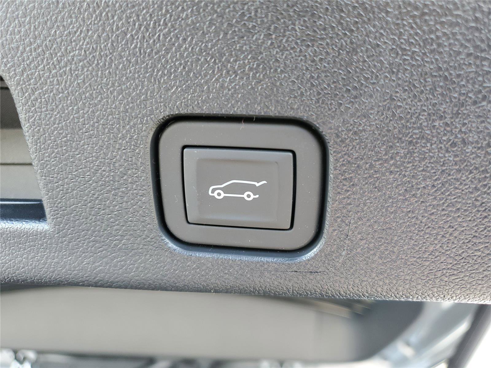 New 2026 Buick Enclave Preferred w/ Power Package image 9