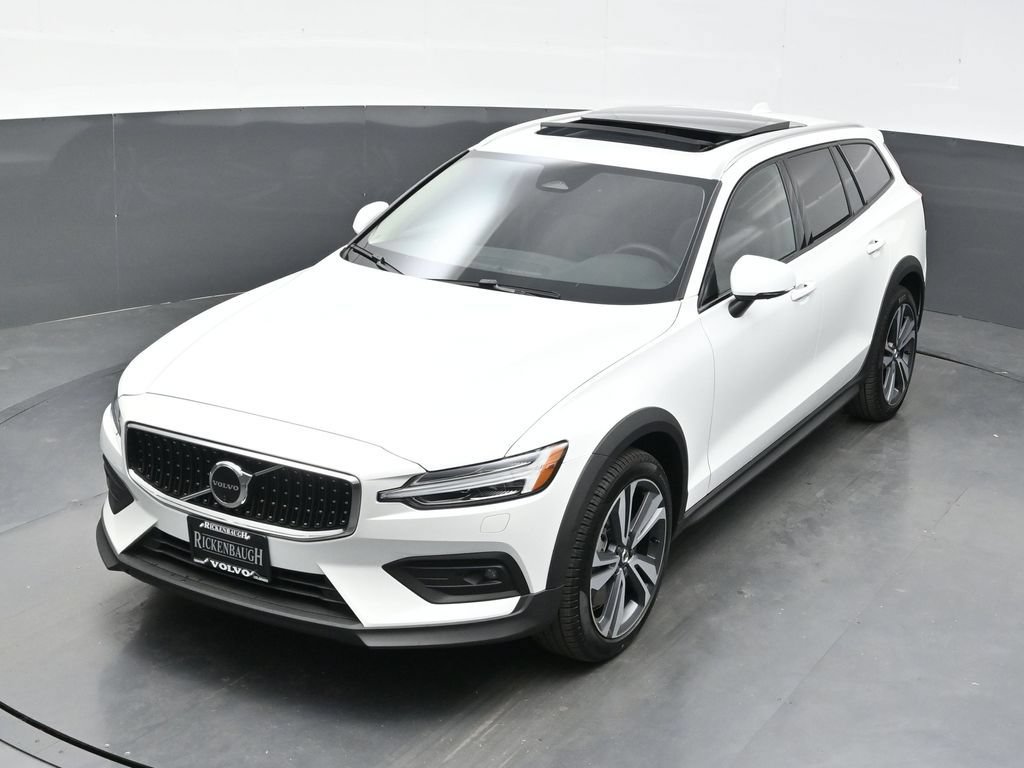 New 2026 Volvo V60 B5 Cross Country Plus w/ Protection Package Premier AWD/4WD image 30