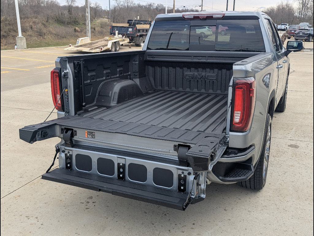 Used 2025 GMC Sierra 1500 Denali w/ Denali Reserve Package image 15