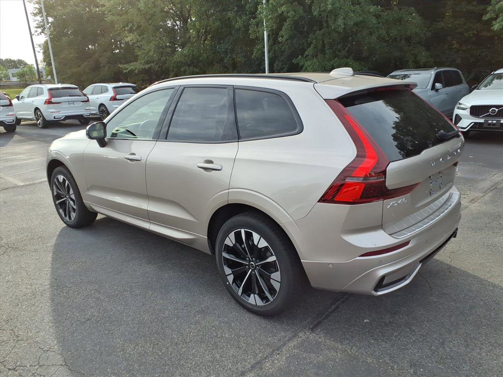 New 2026 Volvo XC60 B5 Plus w/ Protection Package Premier image 7