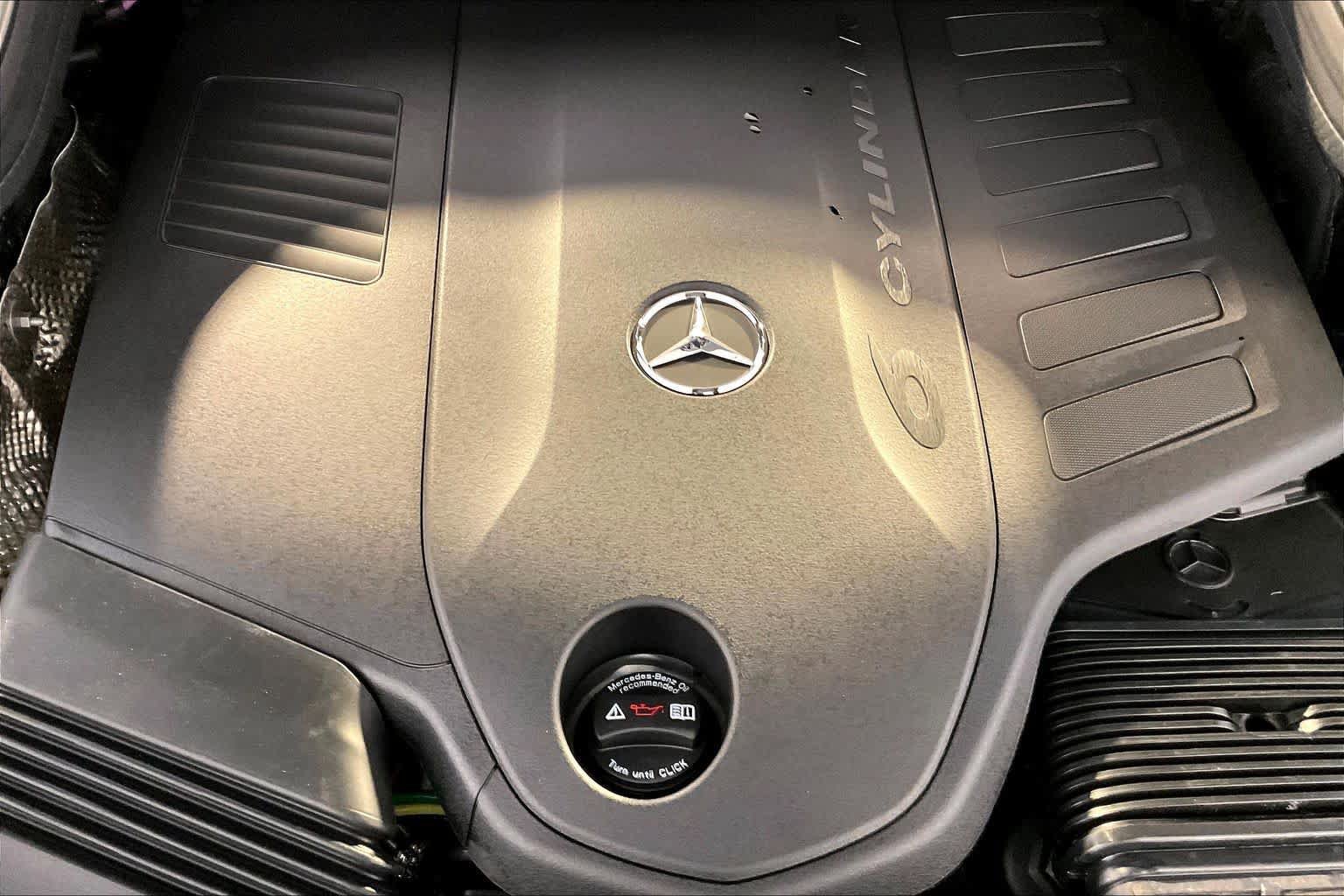 New 2027 Mercedes-Benz GLS 450 4MATIC image 15