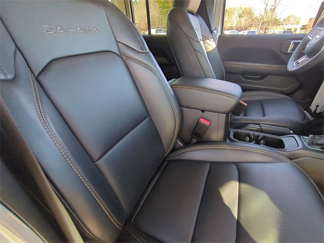 Used 2024 Jeep Wrangler Unlimited Sahara w/ Technology Group image 34