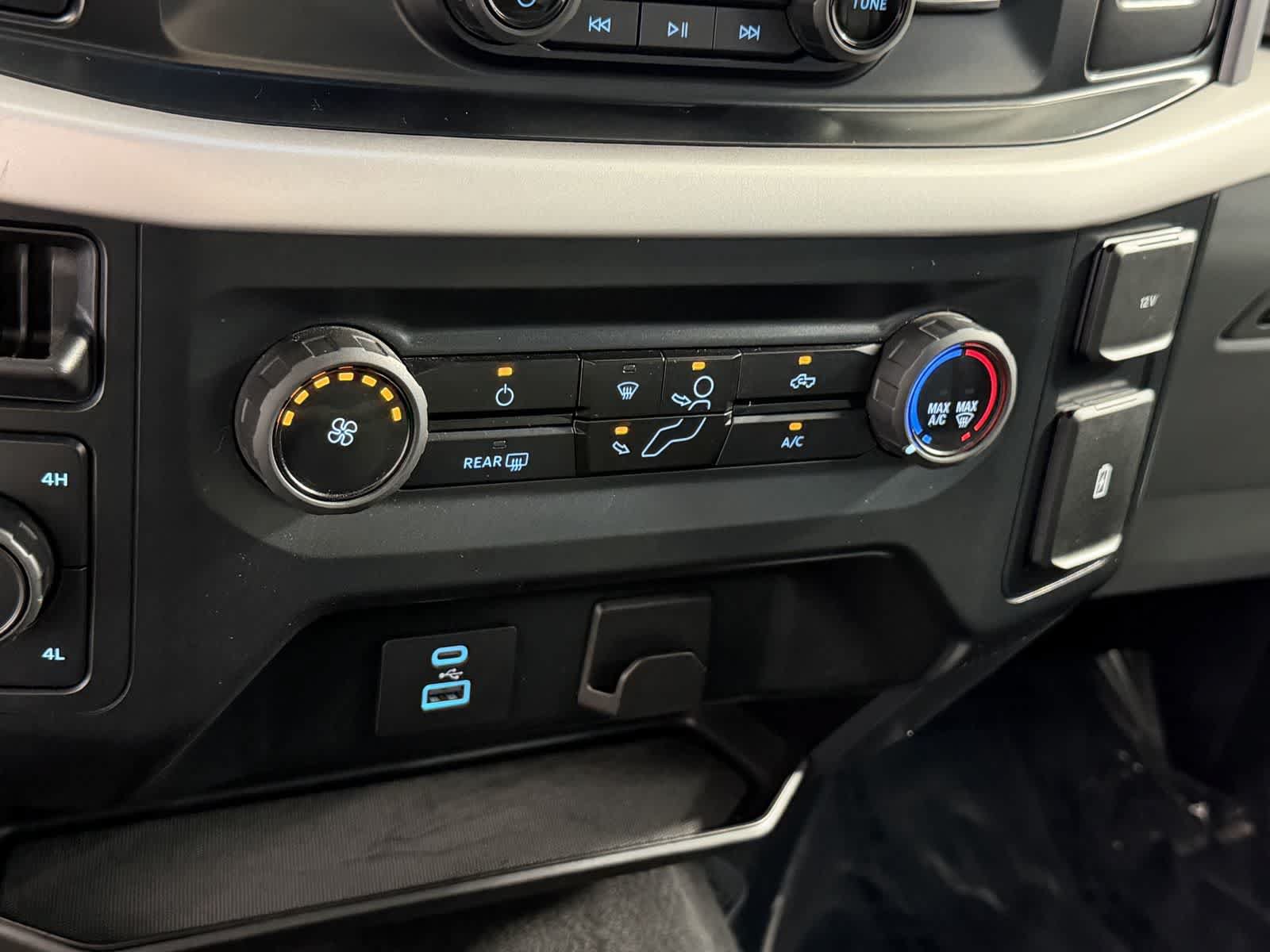 Used 2023 Ford F150 XLT AWD/4WD image 23
