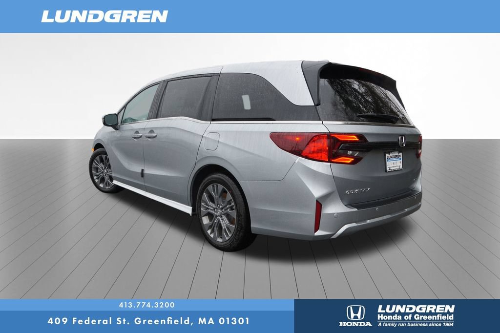 New 2026 Honda Odyssey Touring image 6