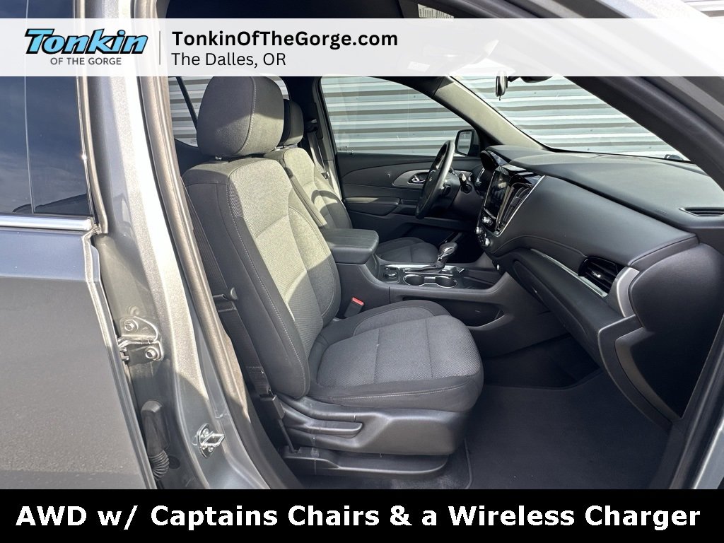 Used 2023 Chevrolet Traverse LT image 25