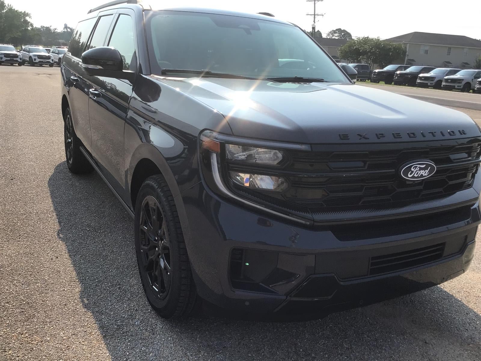 New 2027 Ford Expedition Max Platinum AWD/4WD image 8