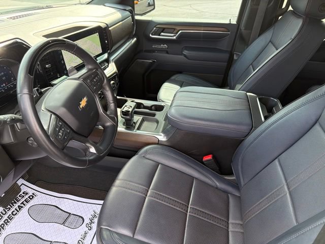 Used 2024 Chevrolet Silverado 1500 High Country w/ Technology Package AWD/4WD image 20