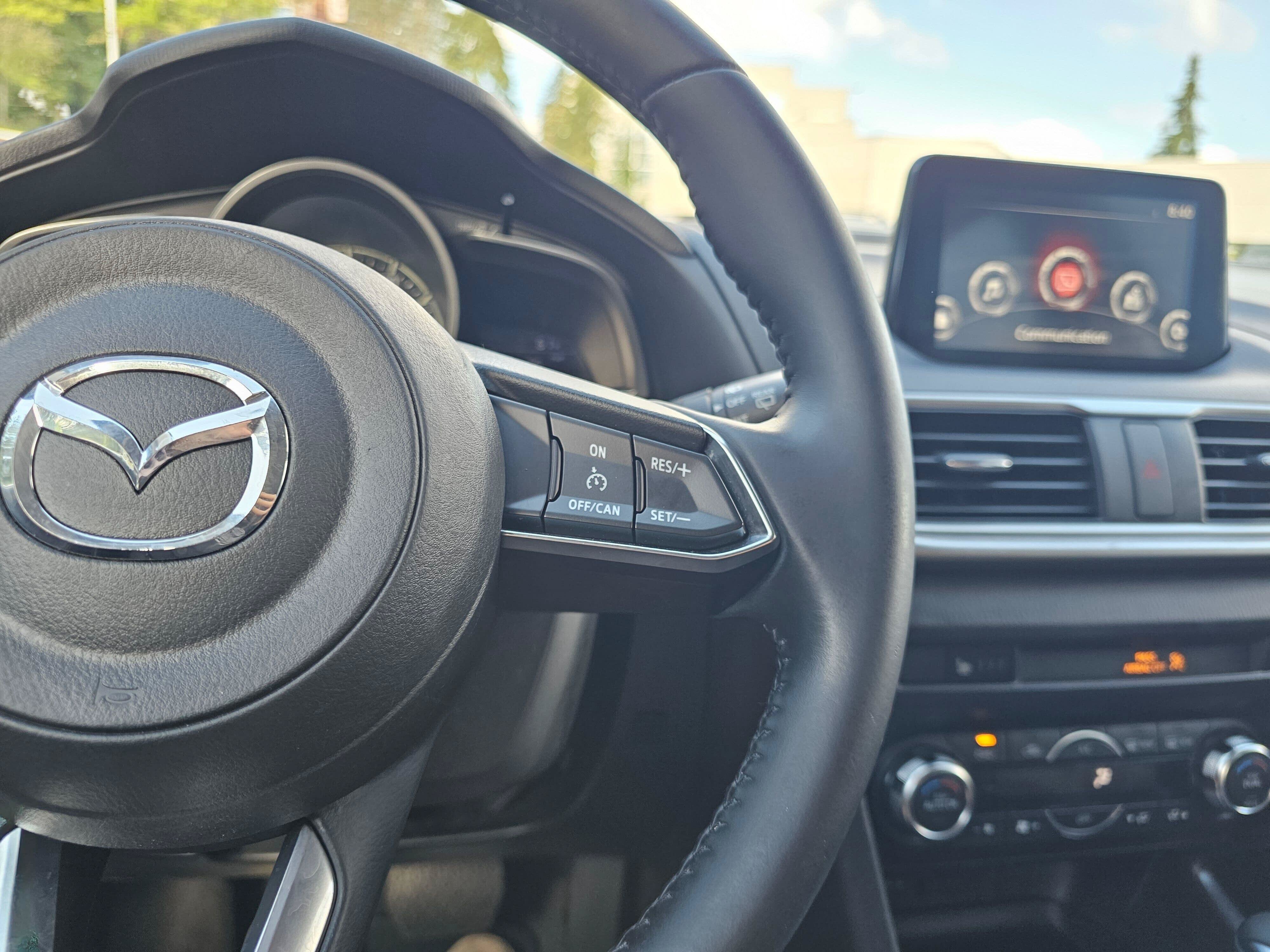 Used 2017 MAZDA MAZDA3 Touring FWD image 33