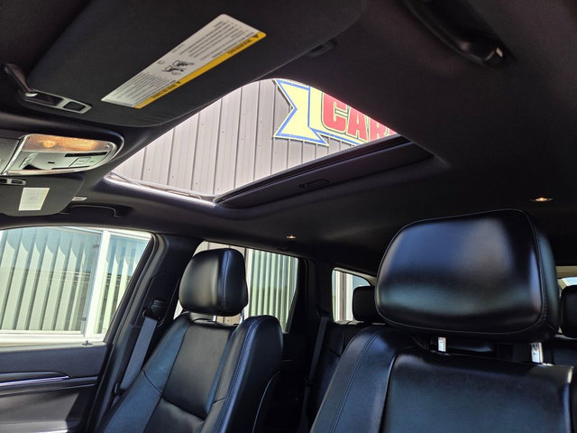 Used 2020 Jeep Grand Cherokee Limited w/ Premium Lighting Group AWD/4WD image 30