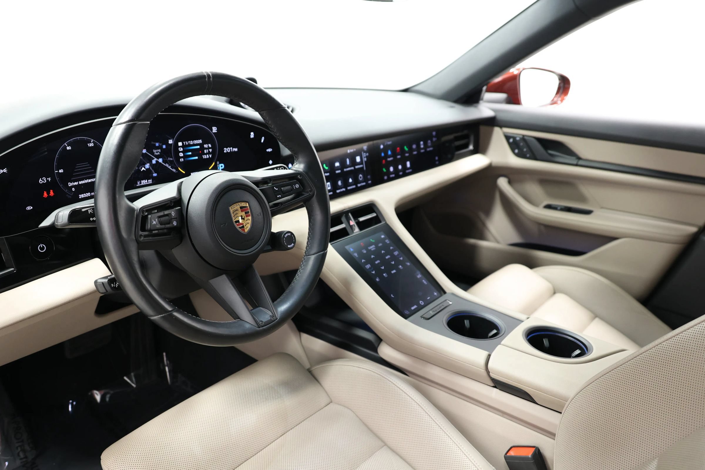 Used 2022 Porsche Taycan 4 Cross Turismo w/ Technology Package AWD/4WD image 2