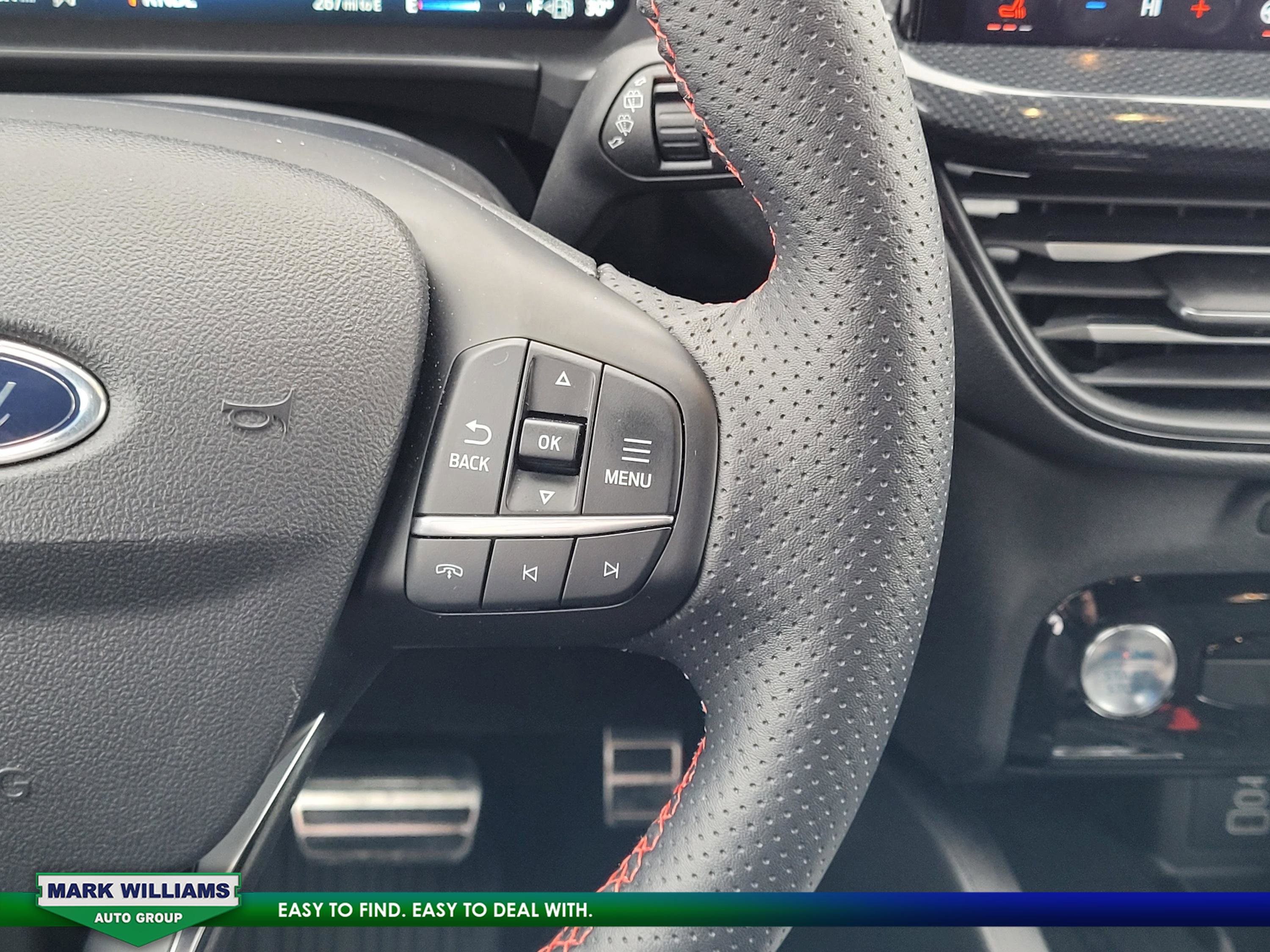 Used 2024 Ford Escape ST-Line Select w/ Tech Pack #2 image 13