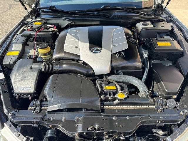 Used 2004 Lexus SC 430 Convertible image 21