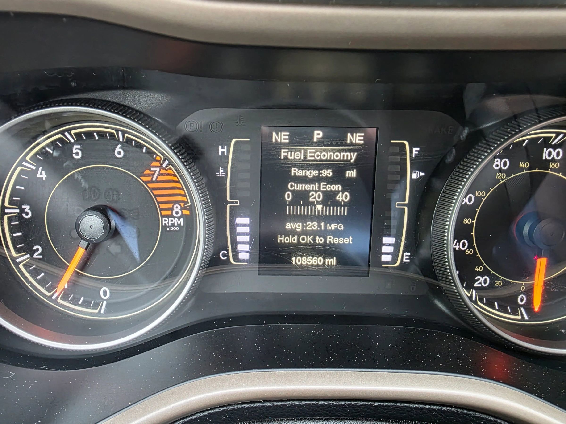 Used 2016 Jeep Cherokee Sport AWD/4WD image 17