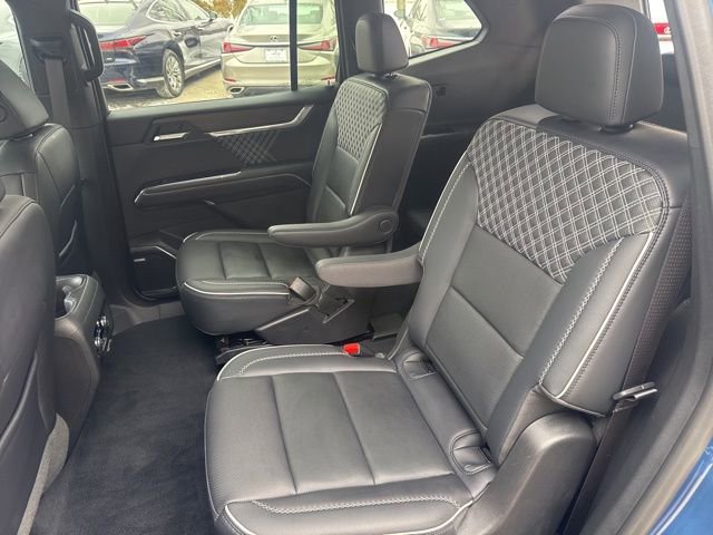 Used 2024 GMC Acadia Denali image 32