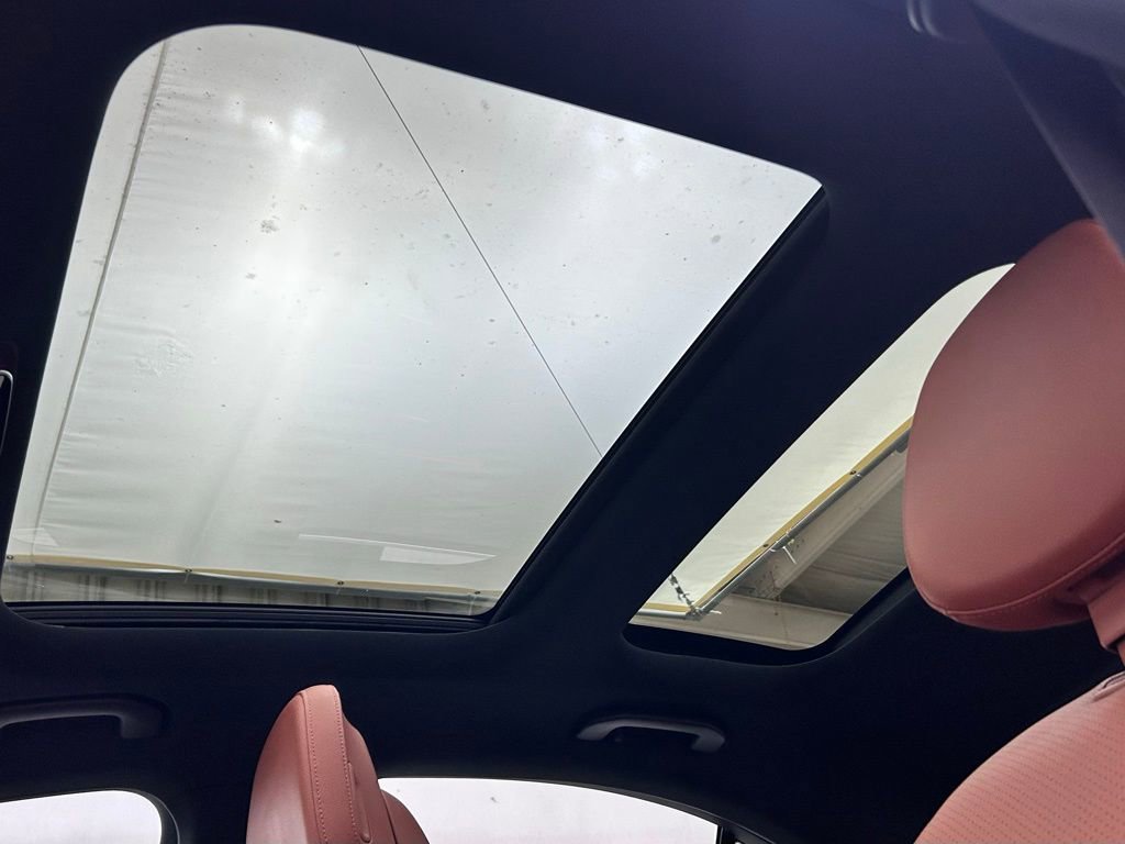 Used 2023 Mercedes-Benz C 300 4MATIC Sedan image 21