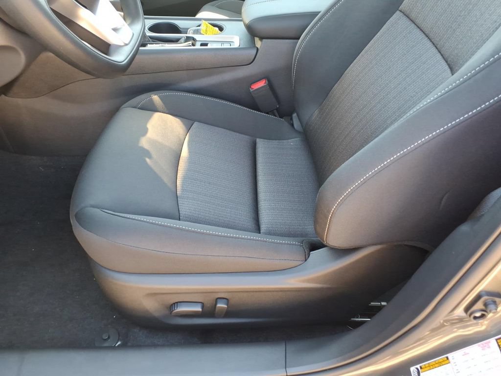 New 2026 Nissan Altima 2.5 SV AWD/4WD image 16