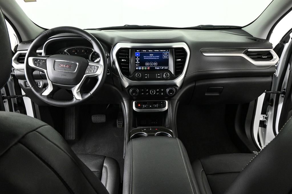 Used 2023 GMC Acadia SLT image 19
