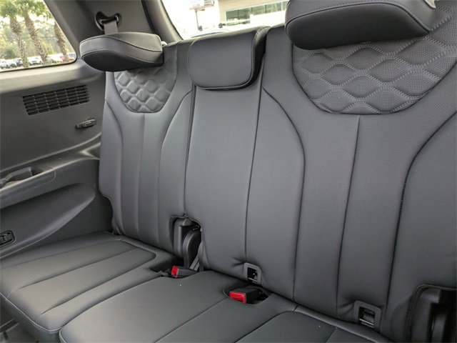 Used 2022 Hyundai Palisade Calligraphy image 18