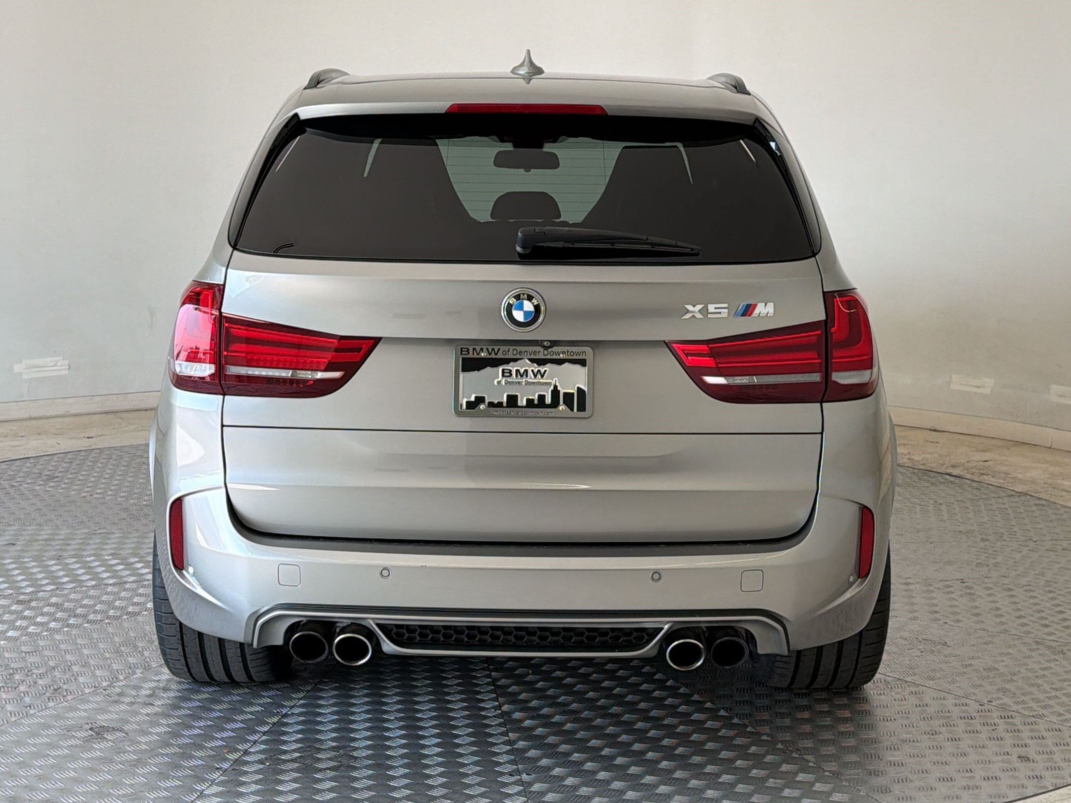 Used 2017 BMW X5 M AWD/4WD image 10