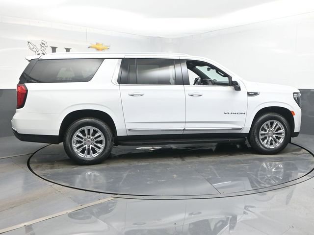 Used 2022 GMC Yukon XL SLT w/ SLT Premium Package AWD/4WD image 40