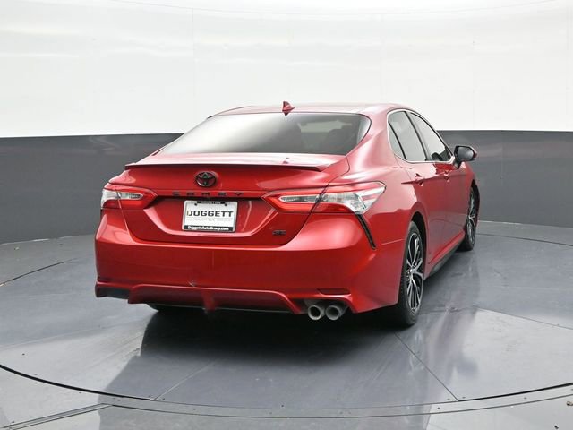 Used 2020 Toyota Camry SE w/ Convenience Package image 11