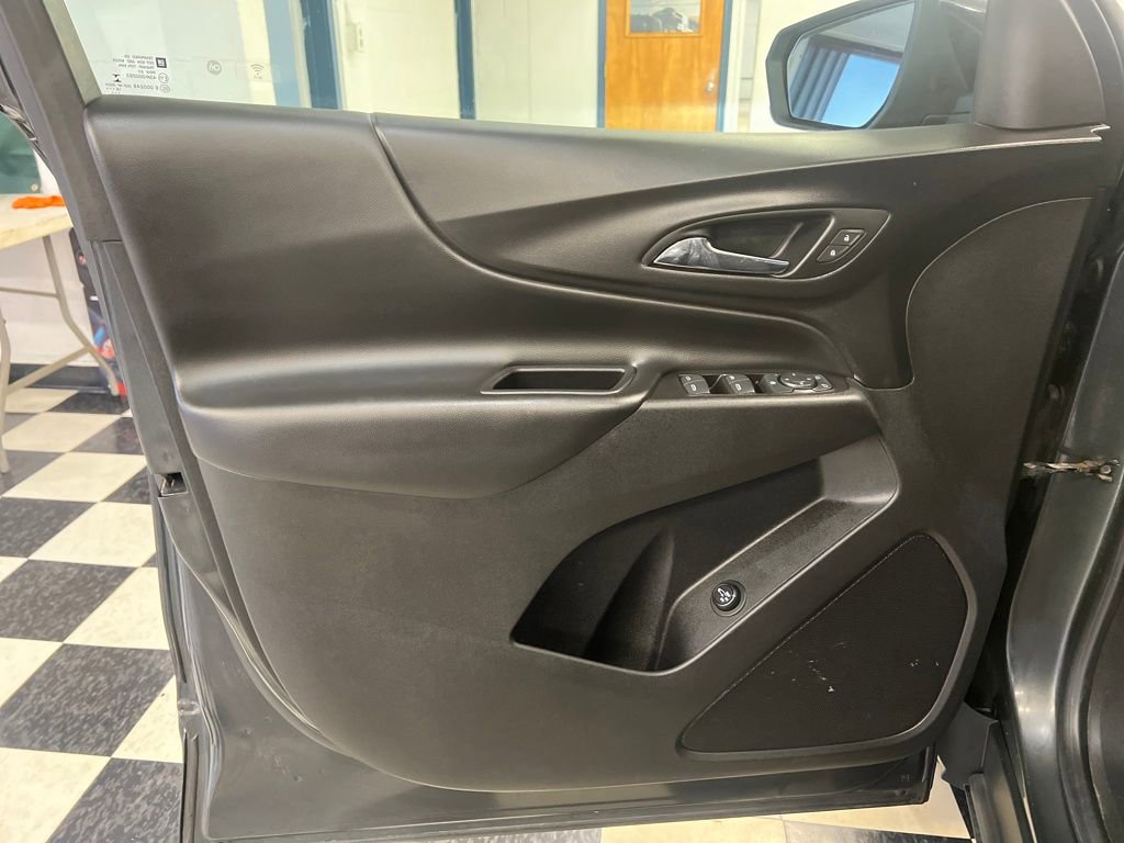 Used 2019 Chevrolet Equinox LT image 35