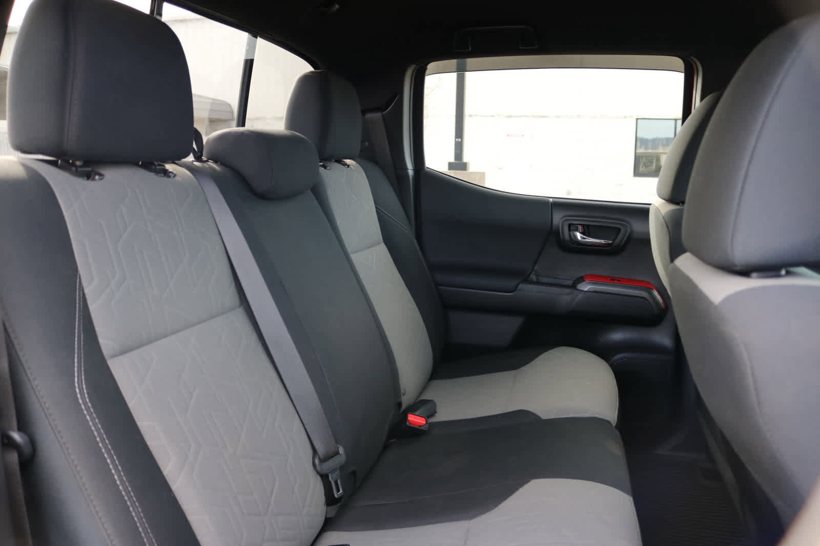 Used 2021 Toyota Tacoma TRD Off-Road image 25