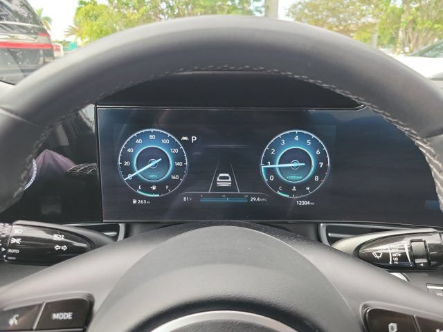 Certified 2023 Hyundai Elantra Limited FWD image 22