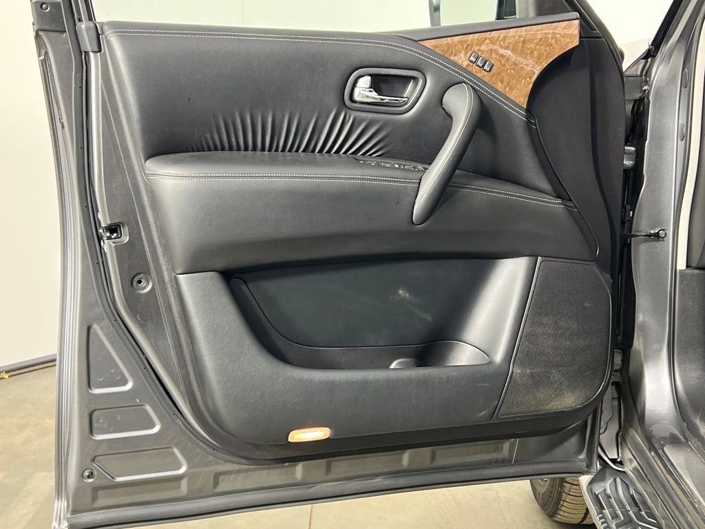 Used 2015 INFINITI QX80 Luxe w/ 22" Wheel Package image 22