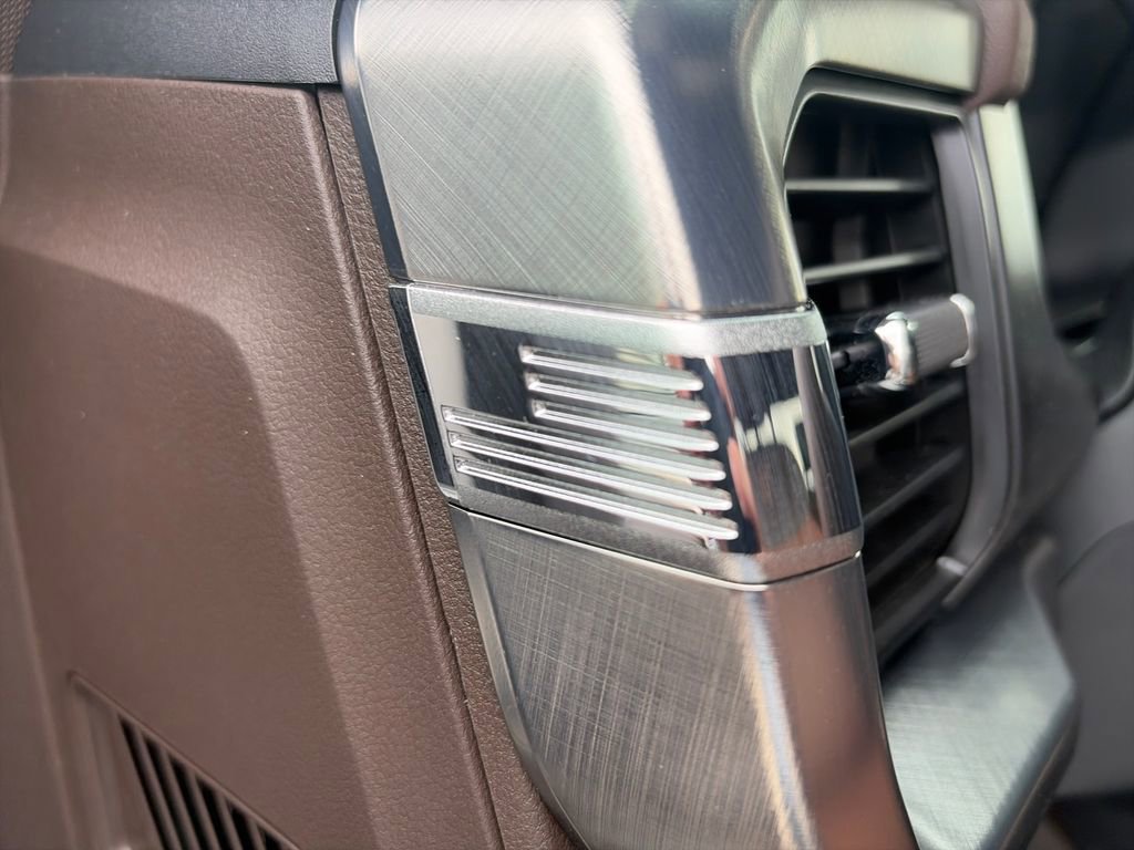 Used 2025 Ford F150 King Ranch w/ FX4 Off-Road Package AWD/4WD image 24