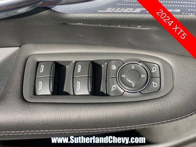 Used 2024 Cadillac XT5 Premium Luxury image 17