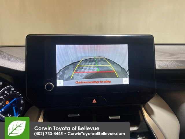 Certified 2023 Toyota Venza LE image 20