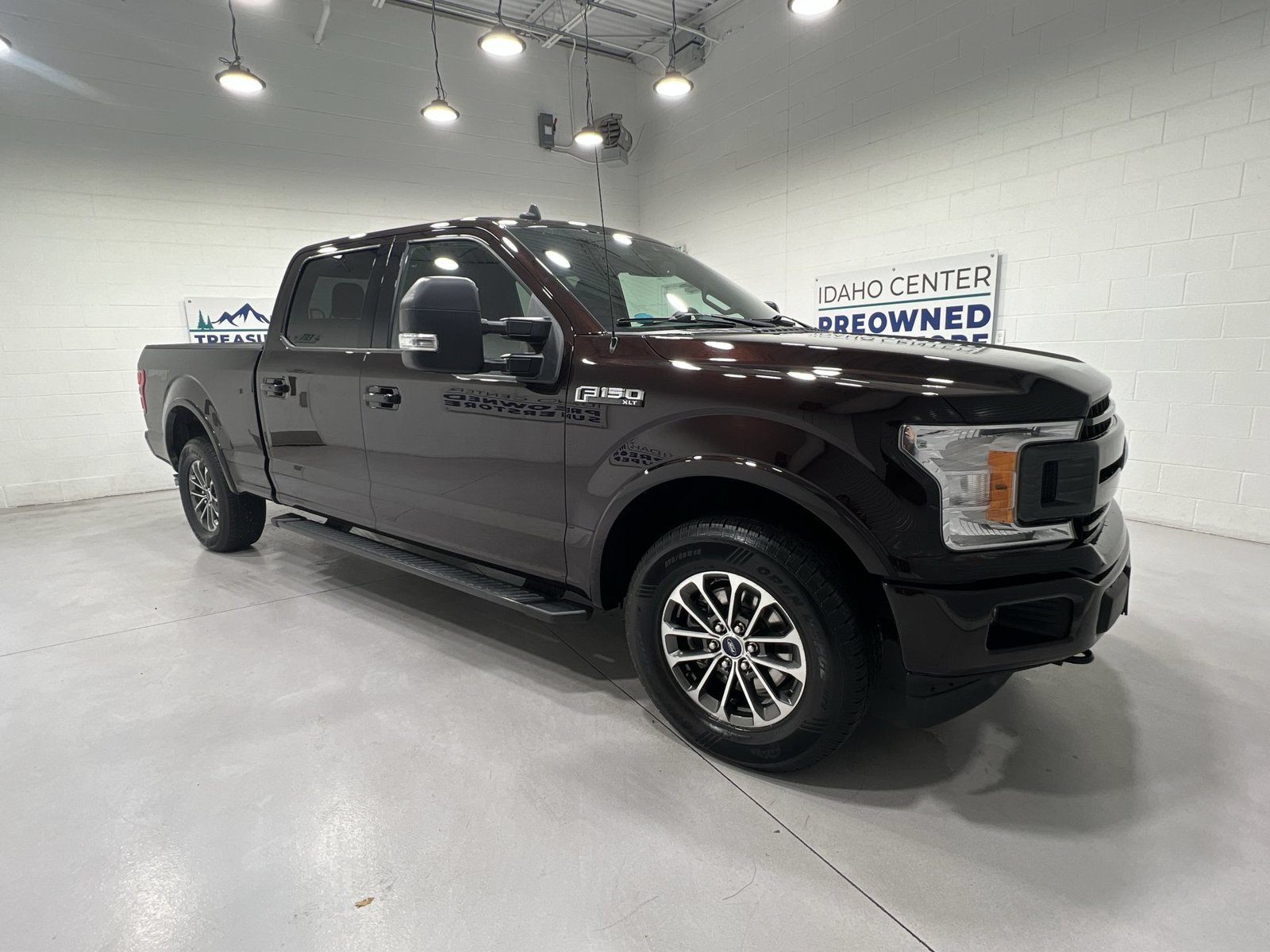 Used 2019 Ford F150 XLT w/ Equipment Group 302A Luxury AWD/4WD image 2