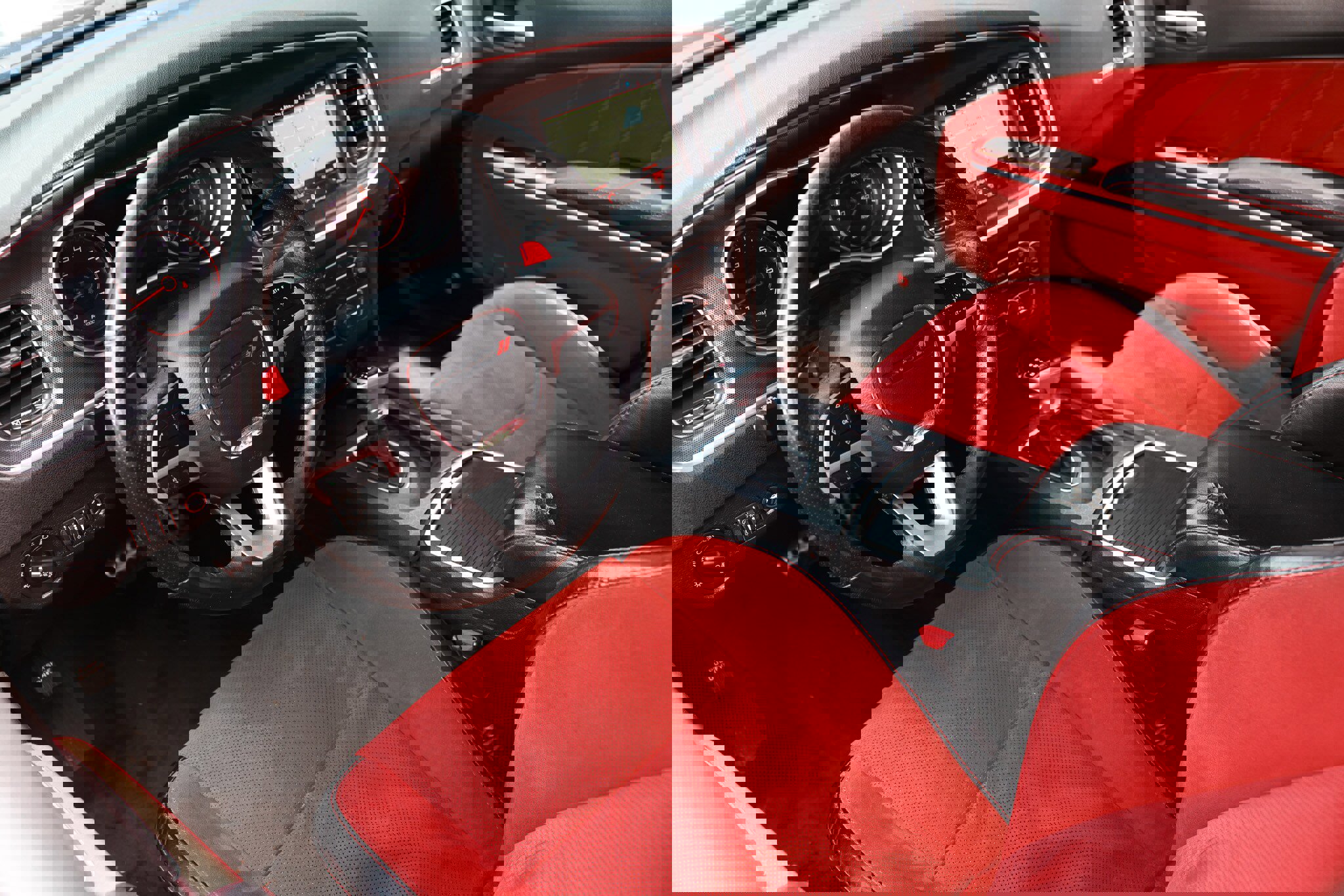 Used 2018 Dodge Charger R/T Scat Pack RWD image 6