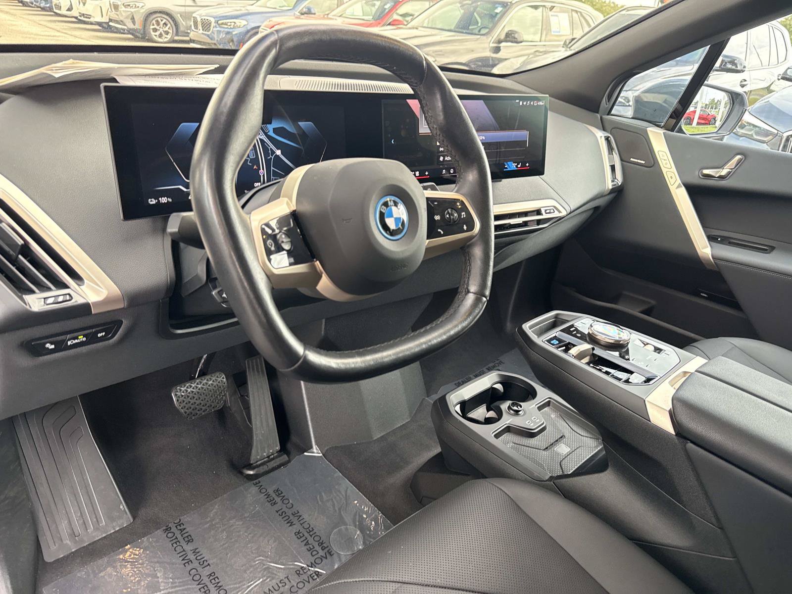 Certified 2025 BMW iX xDrive50 AWD/4WD image 21