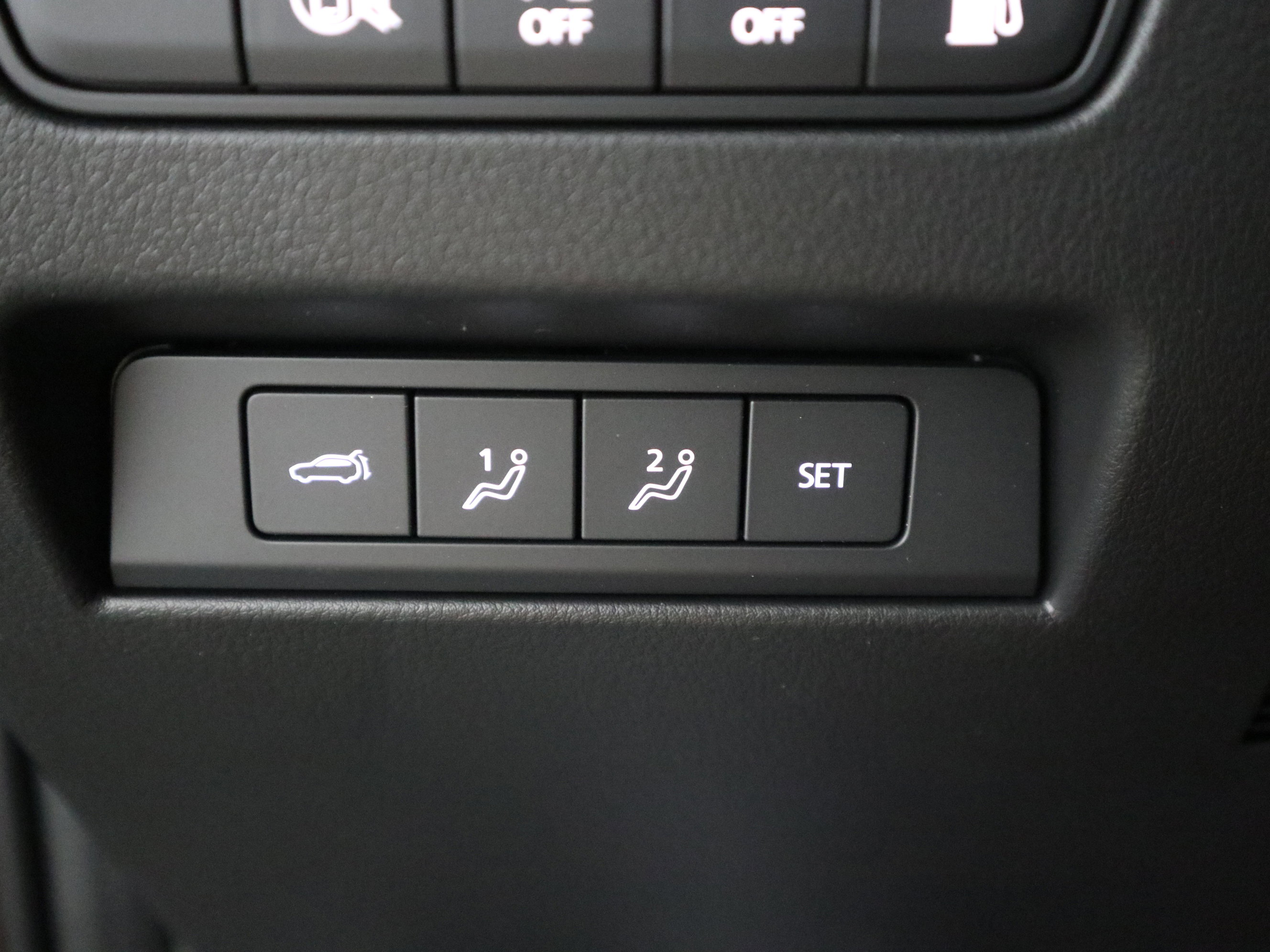 New 2026 MAZDA CX-90 Plug-In Hybrid w/ Premium Plus image 28