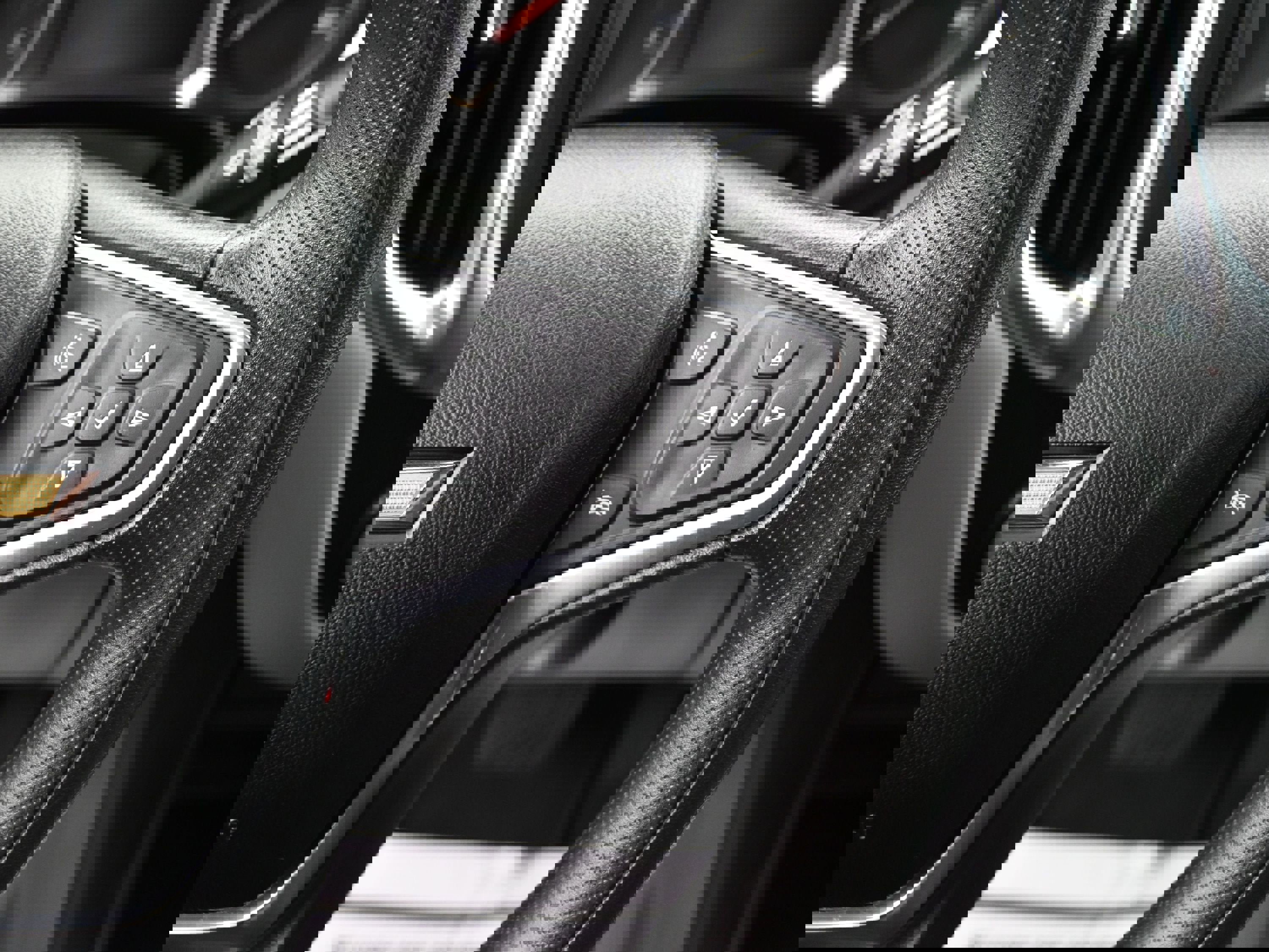 Used 2022 Chevrolet Equinox LS w/ LS Convenience Package image 12