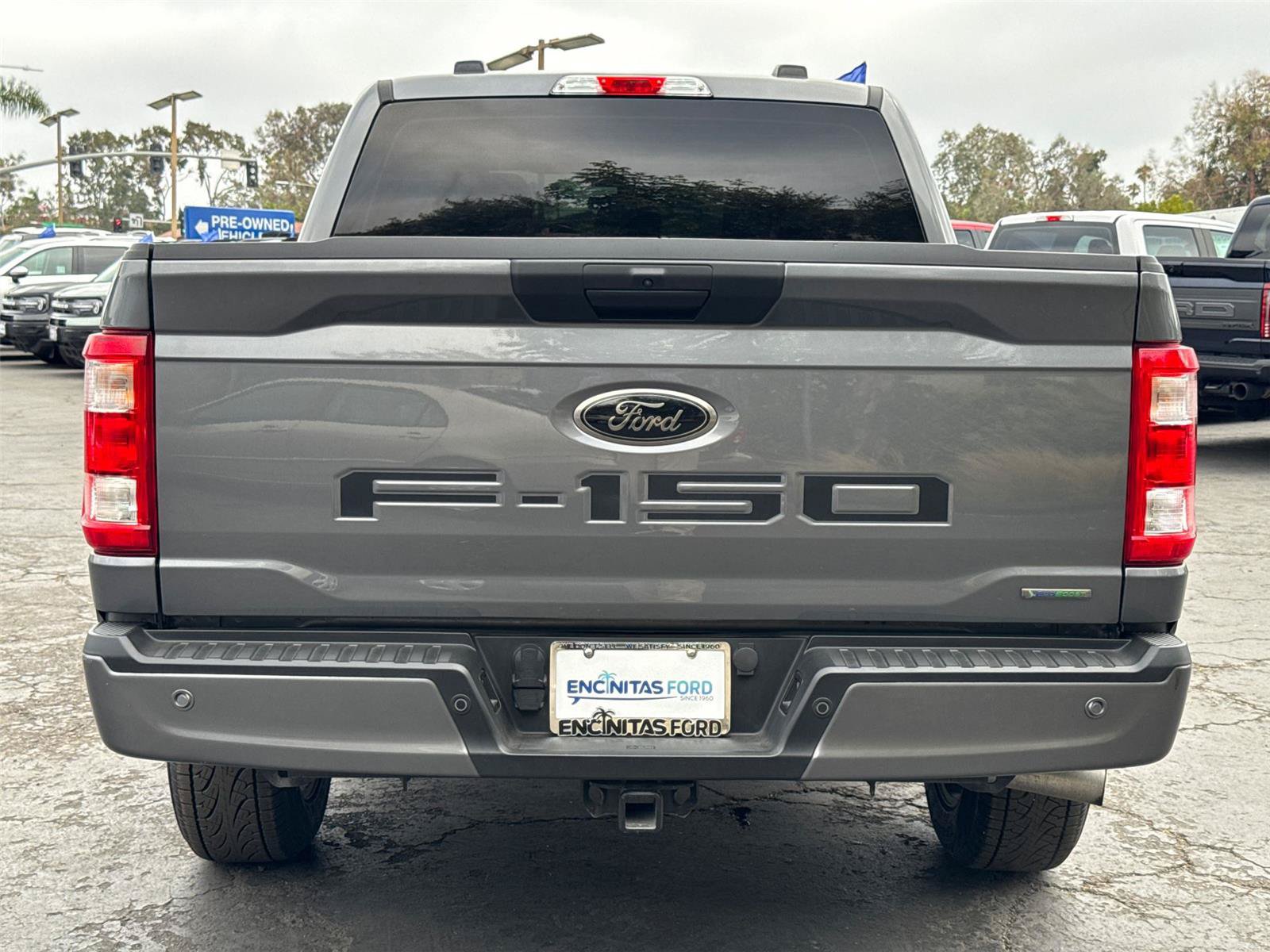 Certified 2022 Ford F150 XL w/ STX Black Appearance Package RWD image 8
