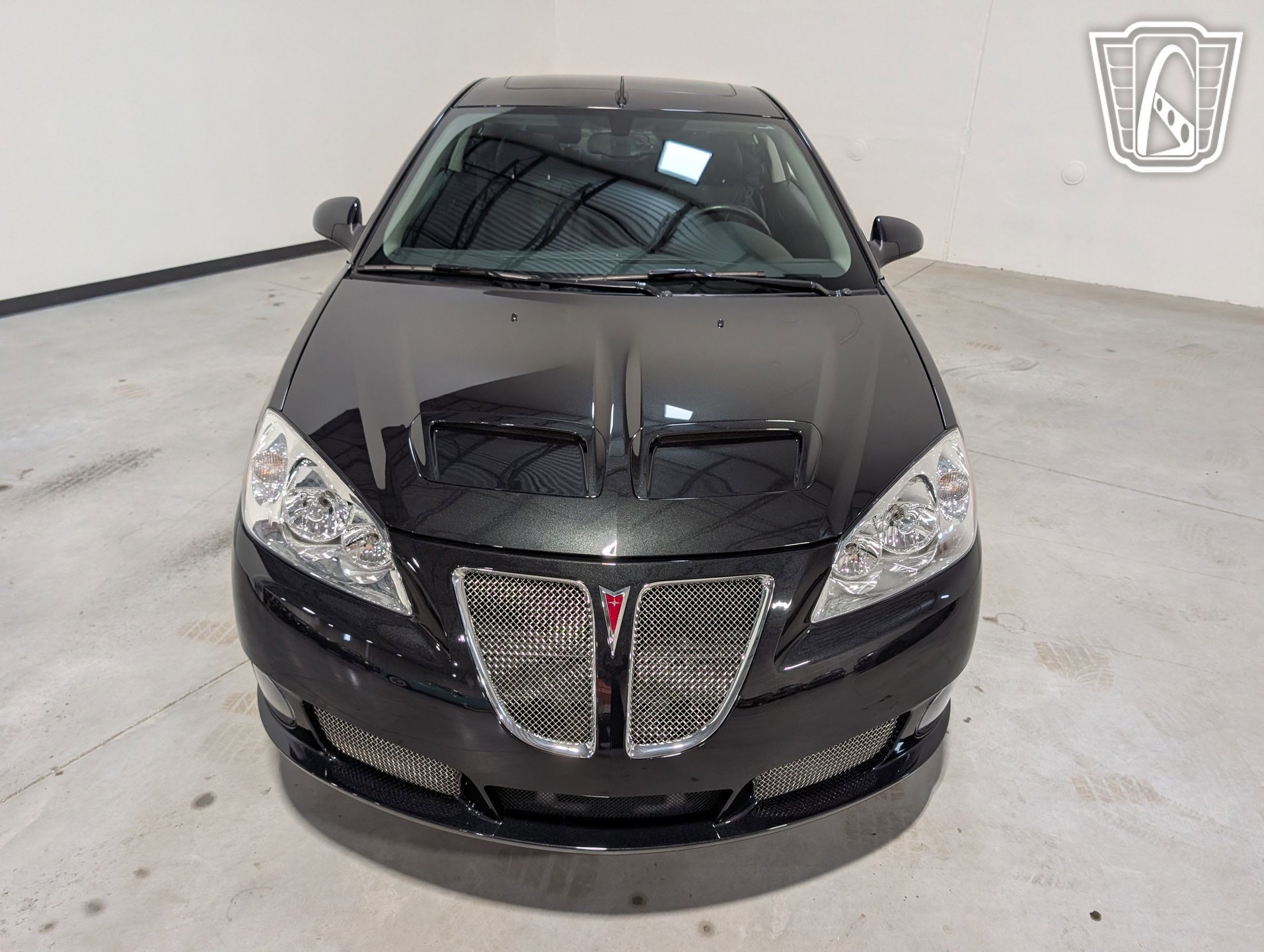 Used 2009 Pontiac G6 GXP w/ Sun And Sound Package image 23