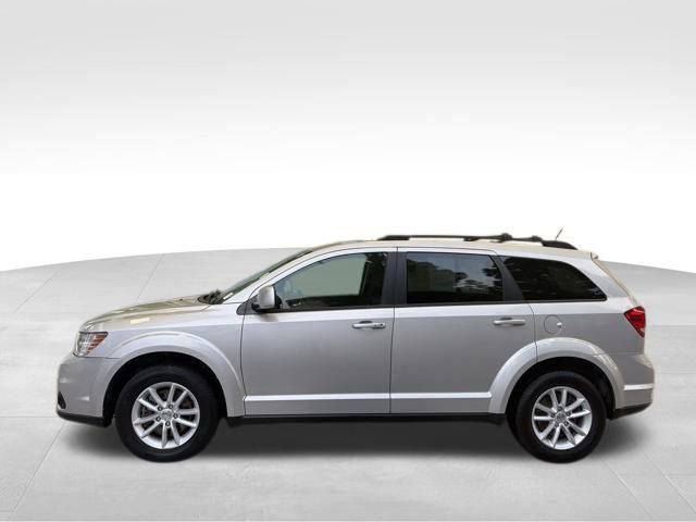 Used 2013 Dodge Journey SXT image 2
