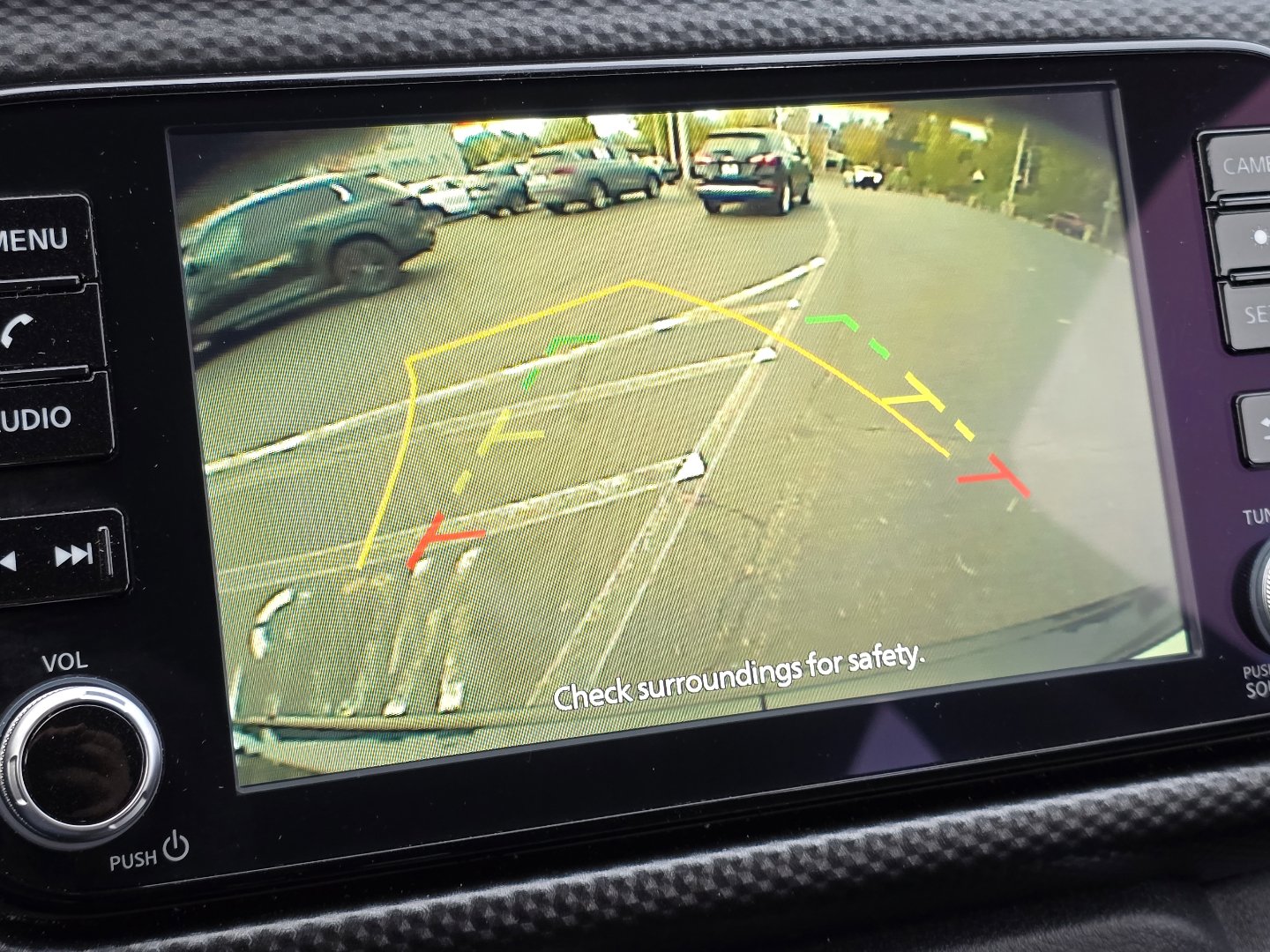 Used 2023 Nissan Kicks SV image 3