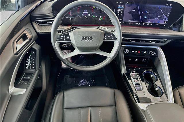 Used 2025 Audi Q5 Premium AWD/4WD image 19
