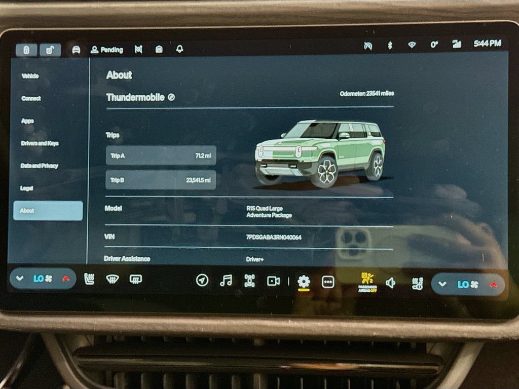 Used 2024 Rivian R1S Adventure Quad AWD/4WD image 11