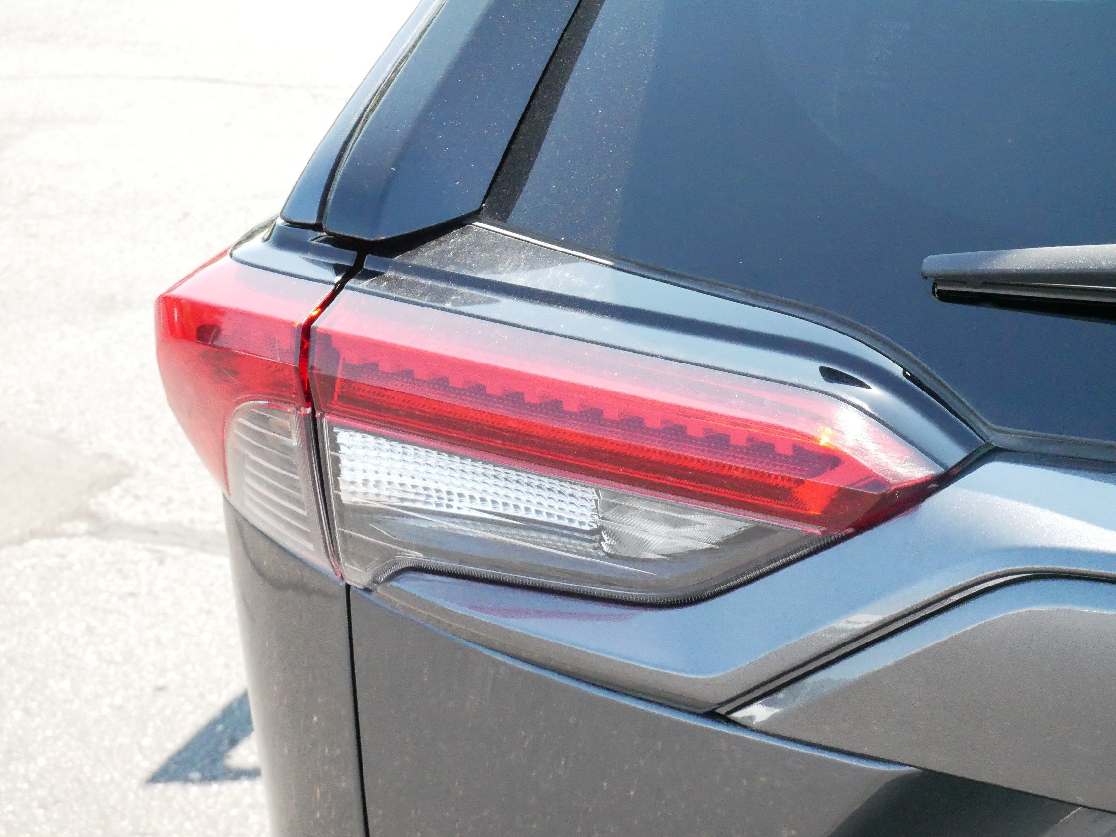 Used 2023 Toyota RAV4 XLE AWD/4WD image 17