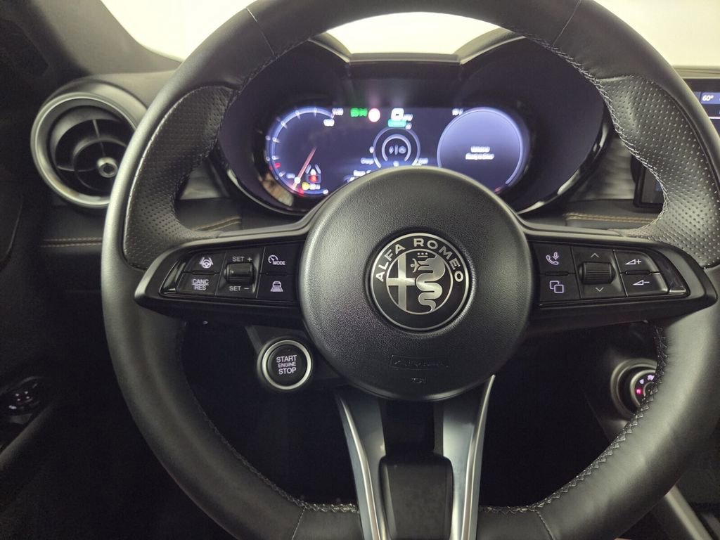 Used 2024 Alfa Romeo Tonale Ti w/ Active Assist Package image 18