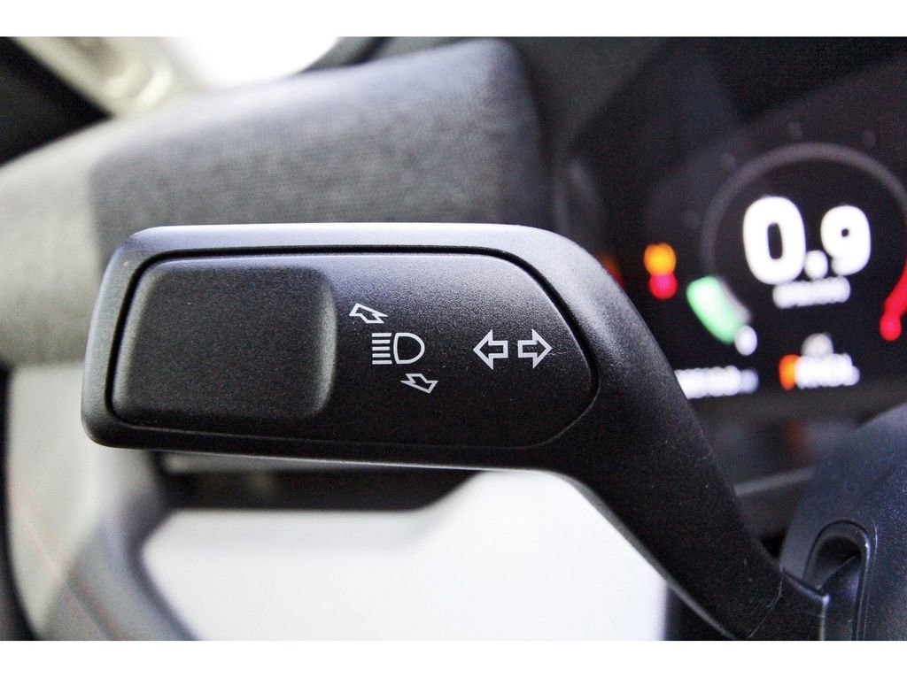Used 2025 Ford Explorer Active w/ Active Comfort Package image 18