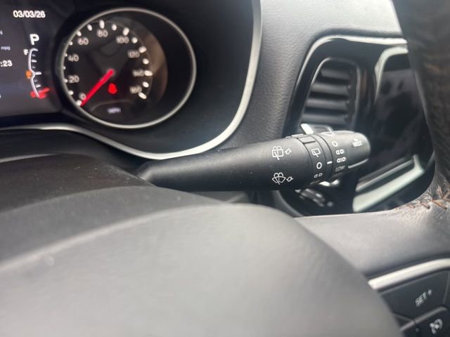 Used 2018 Jeep Compass Limited w/ Navigation Group image 19