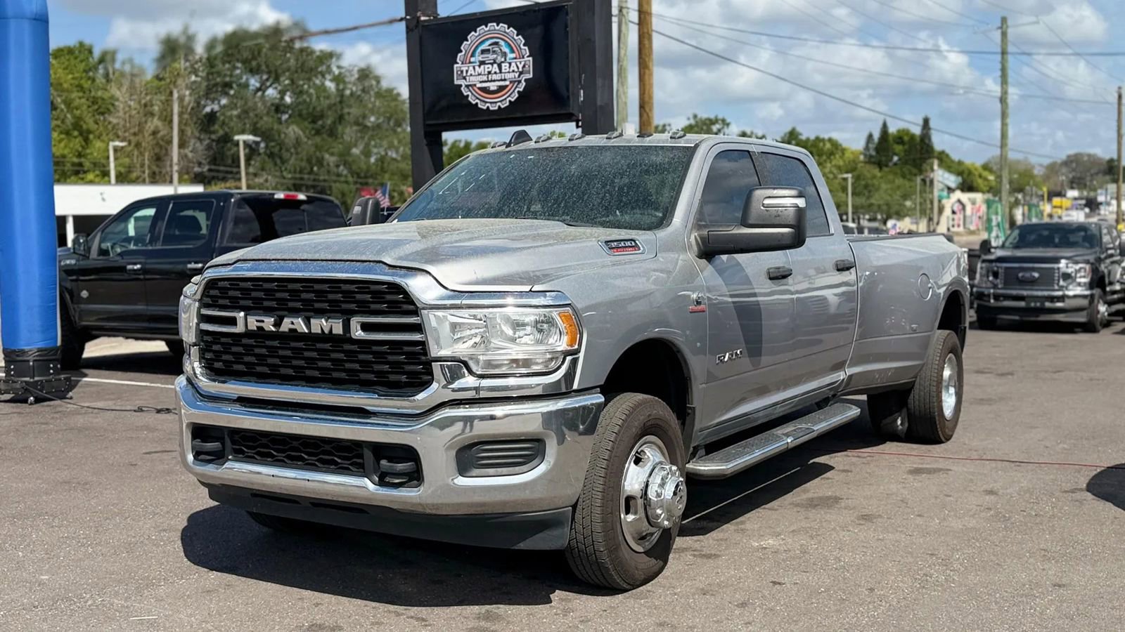 Used 2023 RAM 3500 Big Horn image 2