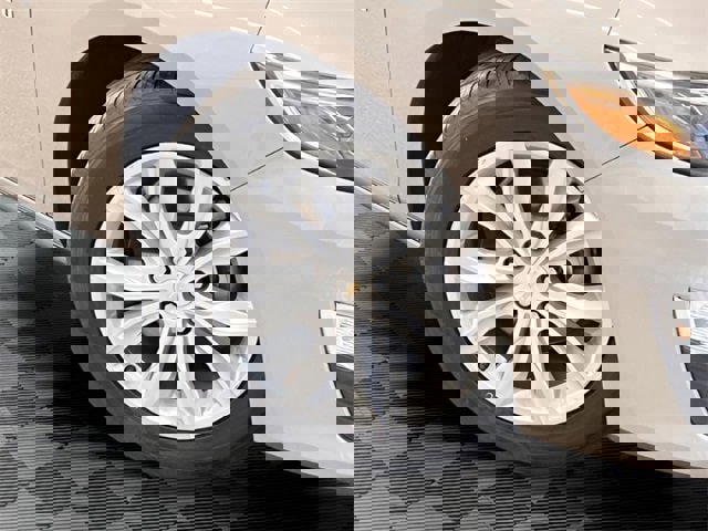 Certified 2024 Chevrolet Malibu LT image 29