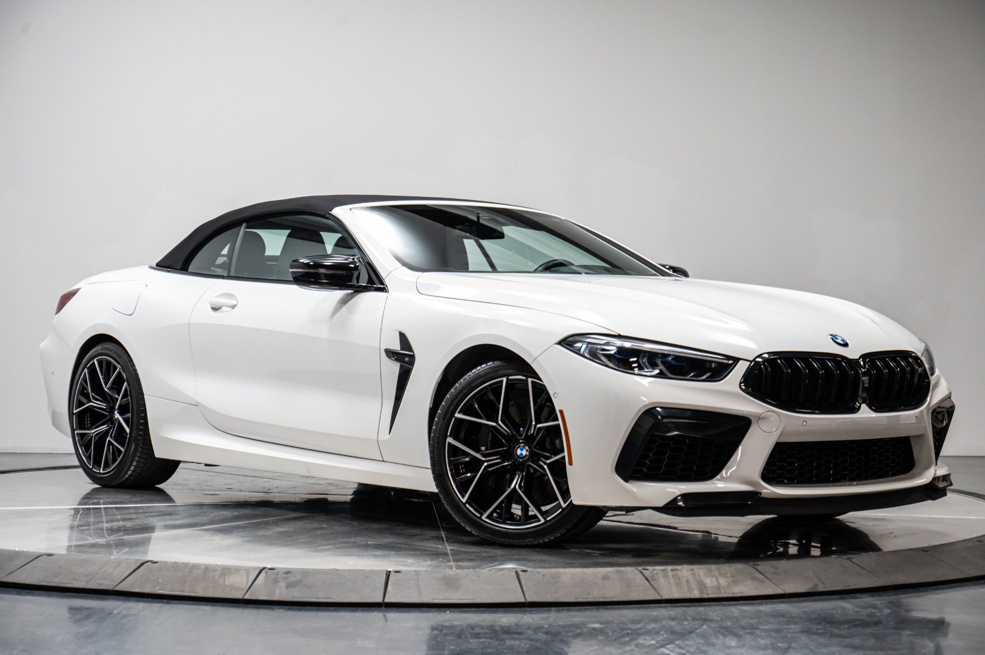 Used 2022 BMW M8 Competition AWD/4WD image 50
